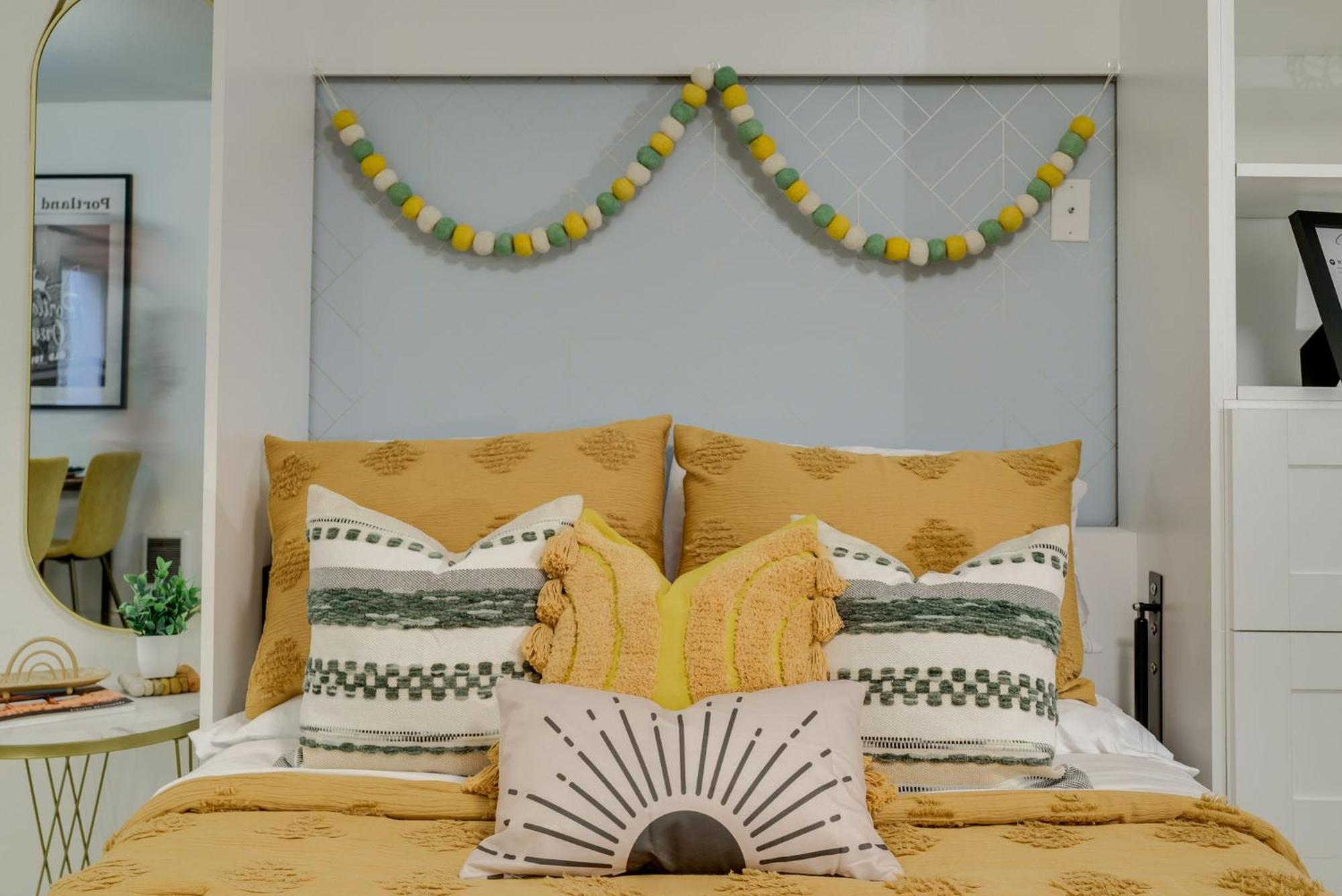 Bright & Cozy Modern Studio, Fast Wifi, Quiet, Walkable To Of Portland